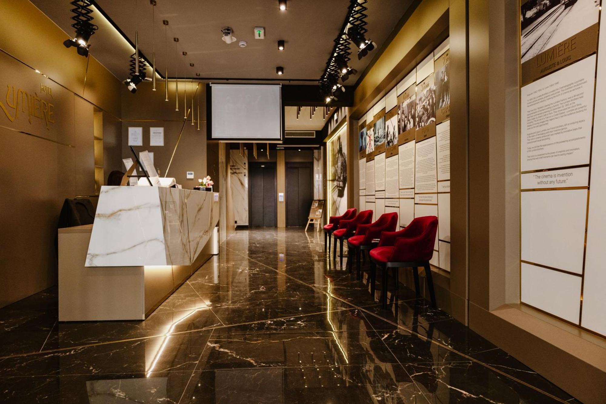 Lumiere Hotel Белград Экстерьер фото