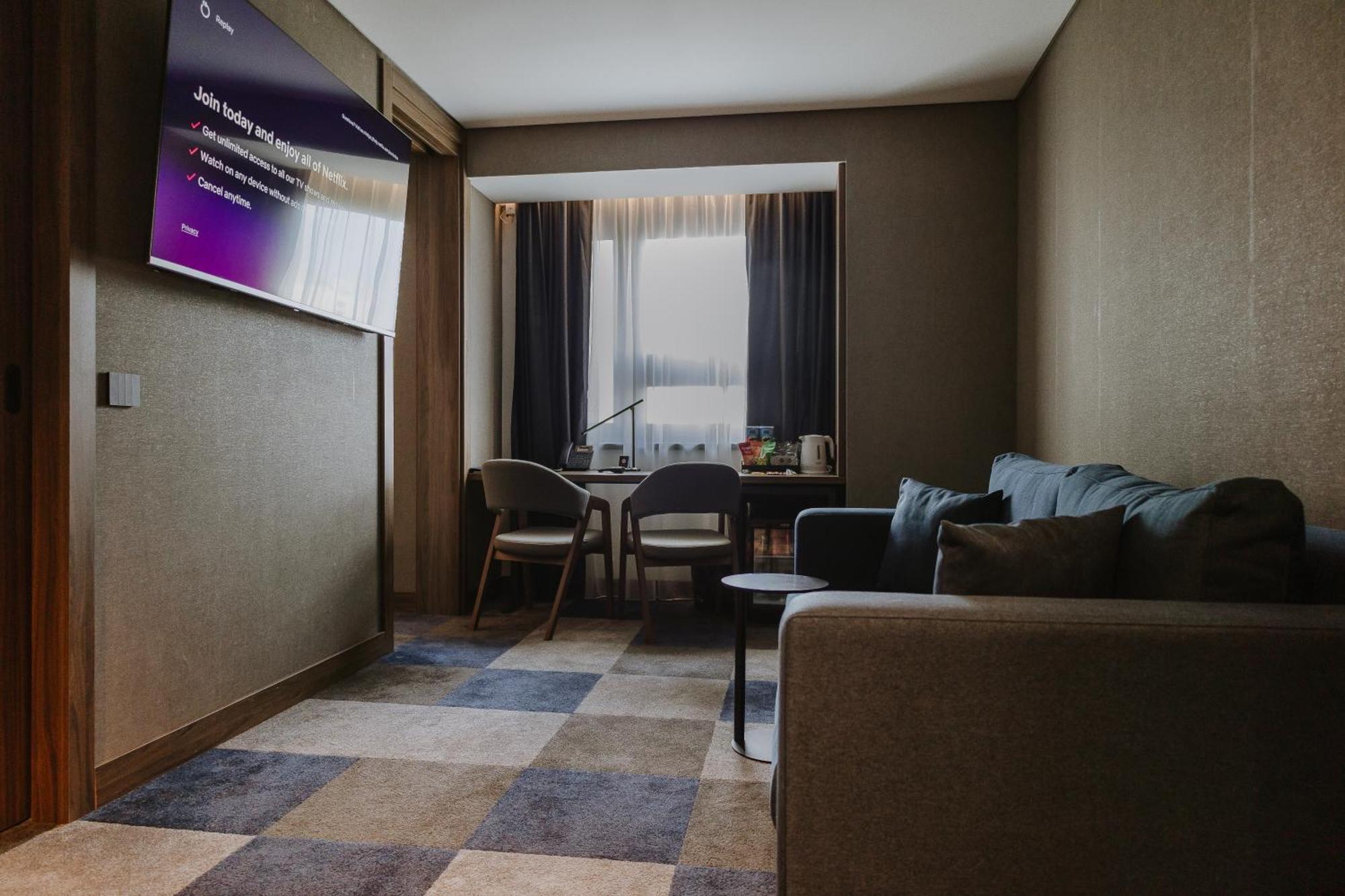 Lumiere Hotel Белград Экстерьер фото