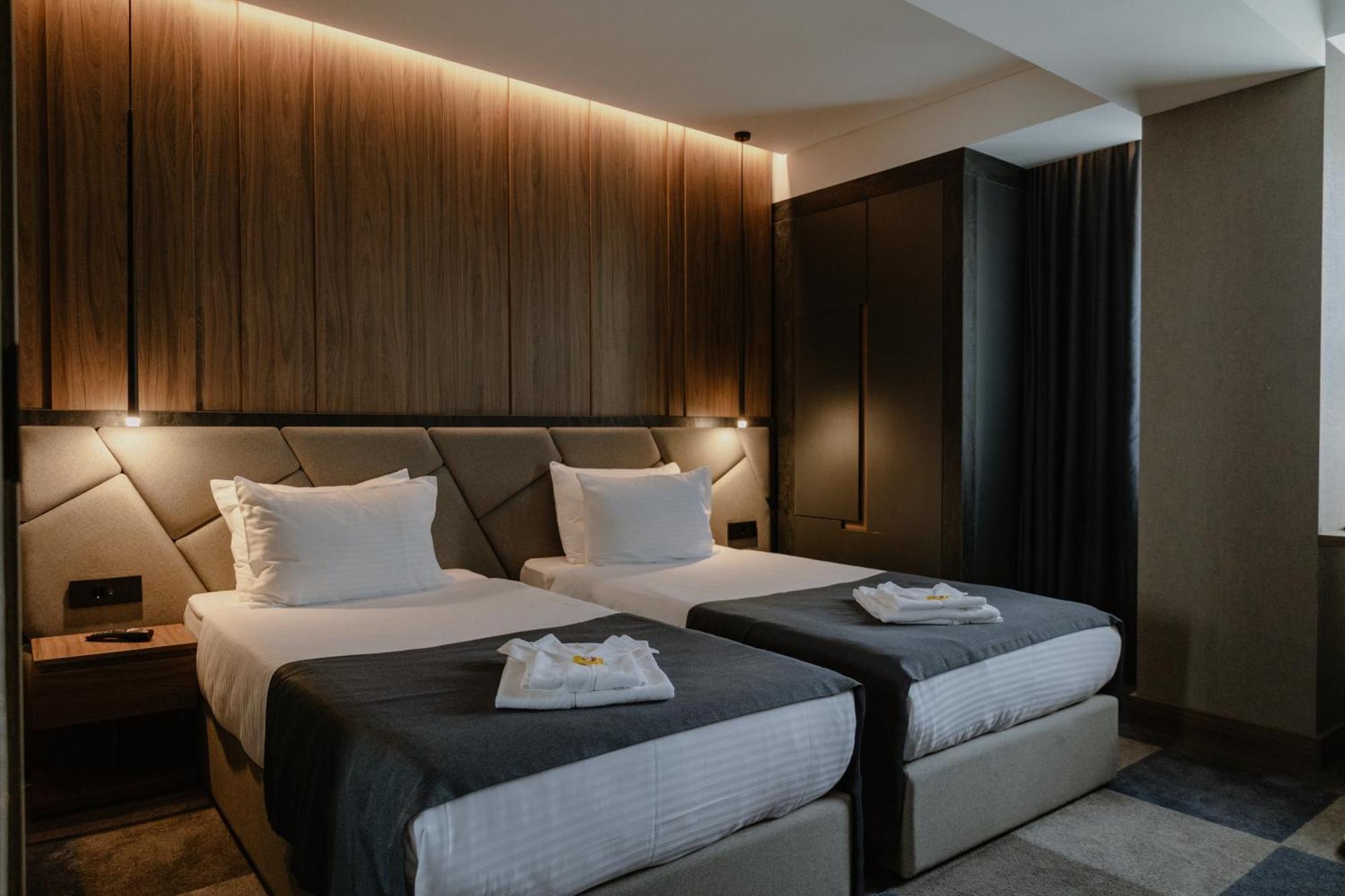 Lumiere Hotel Белград Экстерьер фото